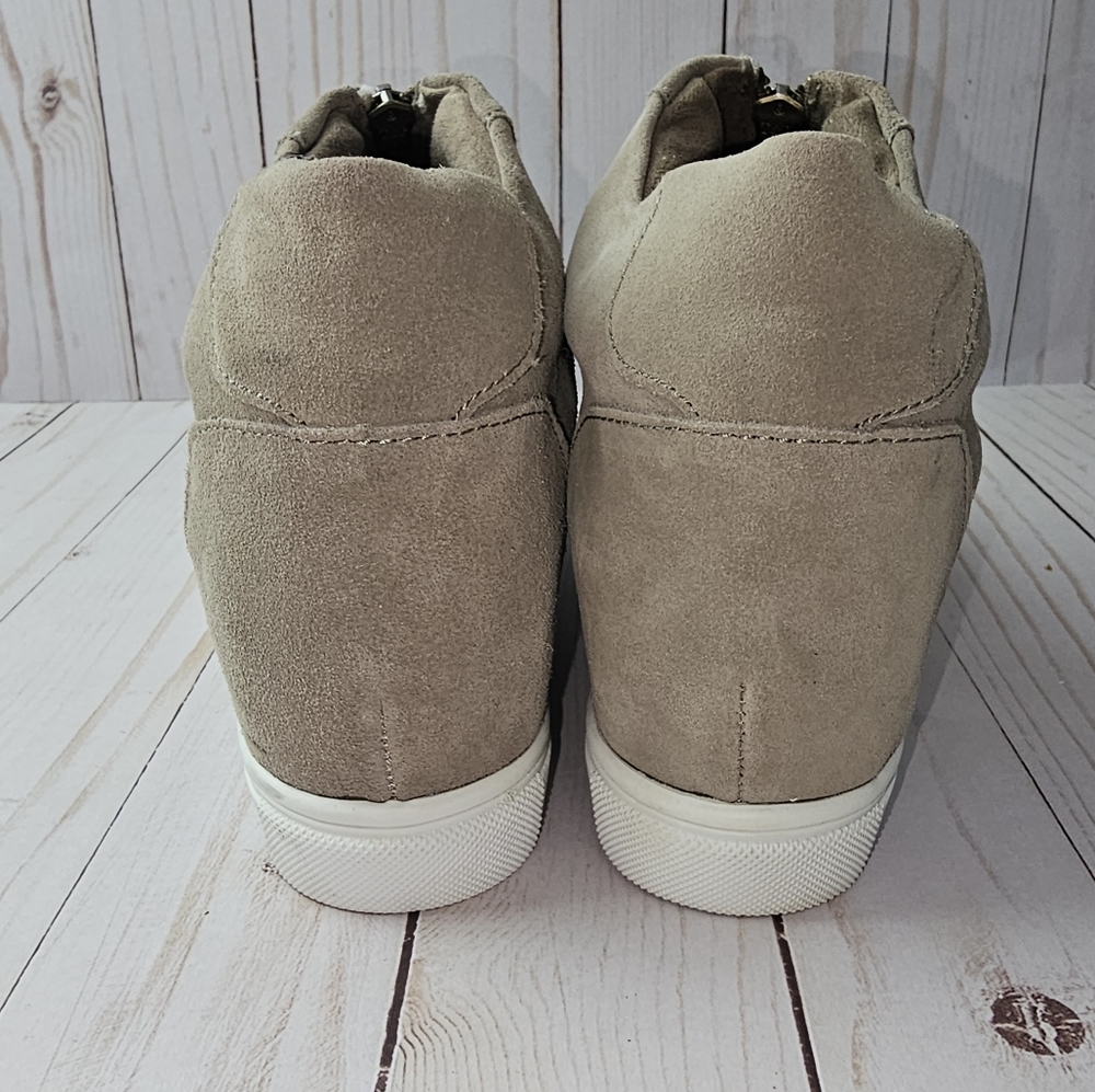 Blondo worn once Waterproof Suede Glenda Wedge Sneakers - Picture 3 of 10
